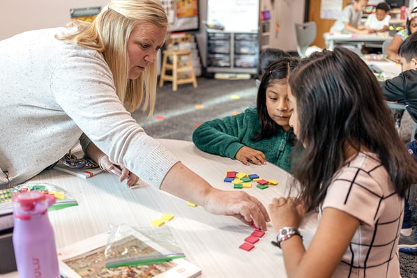 EM2-Teacher Explaining Math 2